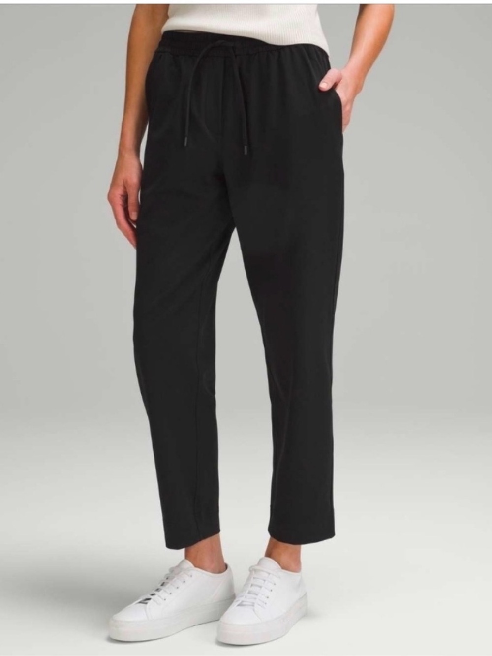 Lululemon Pants Tapered Leg Mid-Rise Pant 7/8th Lenght